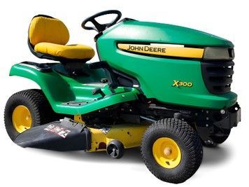 Газонокосилка John Deere X 300