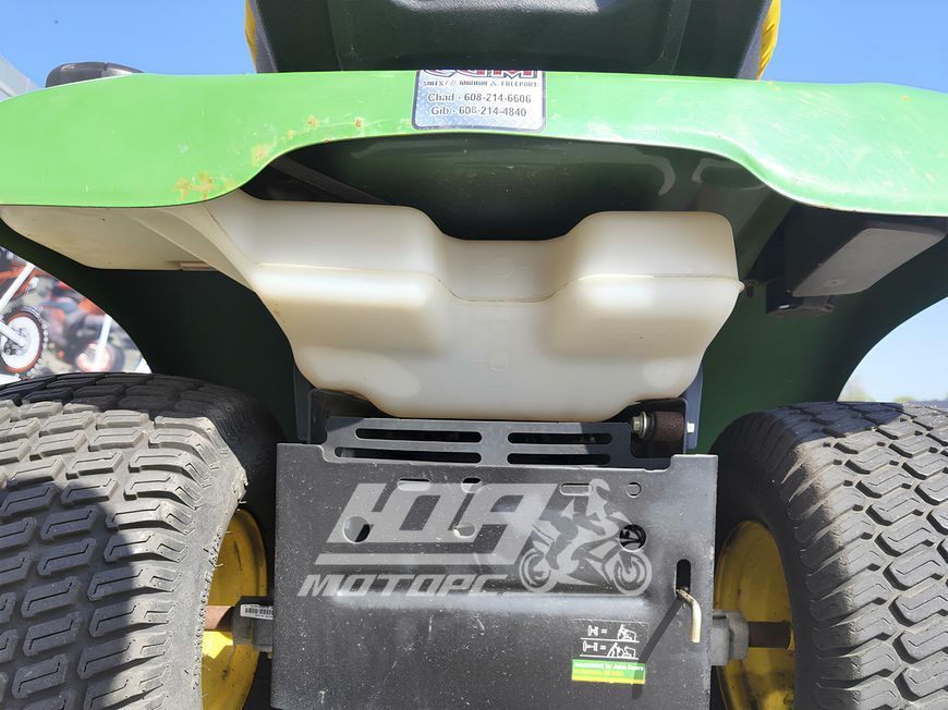 Газонокосарка John Deere X 300