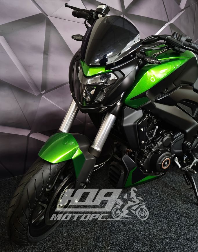 Мотоцикл BAJAJ DOMINAR 400 UG, Зеленый