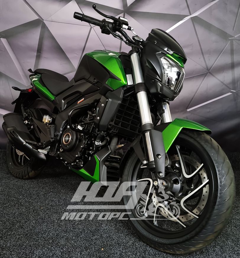 Мотоцикл BAJAJ DOMINAR 400 UG, Зелений