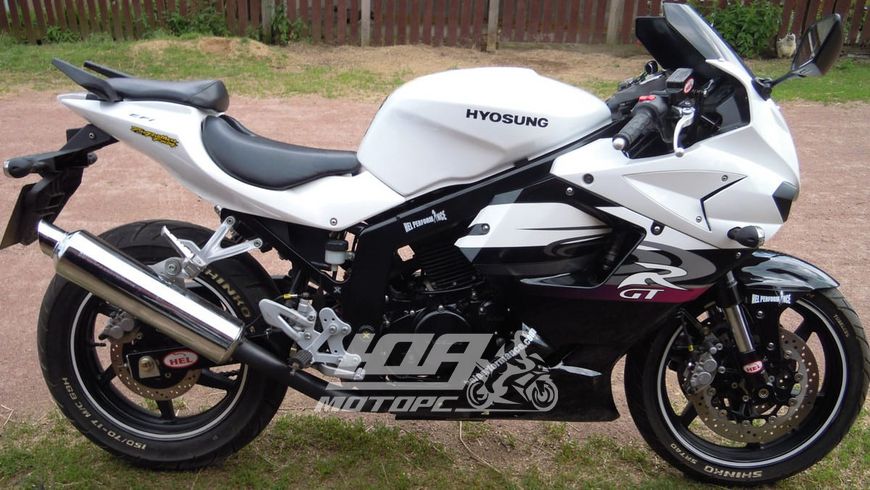 Мотоцикл HYOSUNG GT250R EFI, Білий