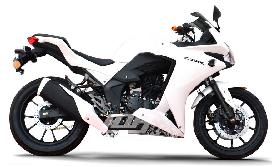 Мотоцикл BASHAN CBR 250, Білий