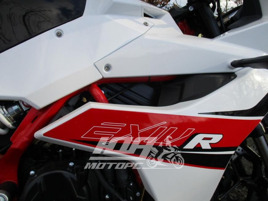 Мотоцикл HYOSUNG GD250R (EXIV 250R), Бело-красный