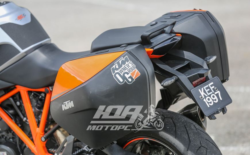 Мотоцикл KTM 1290 SUPER DUKE GT, Черно-оранжевый