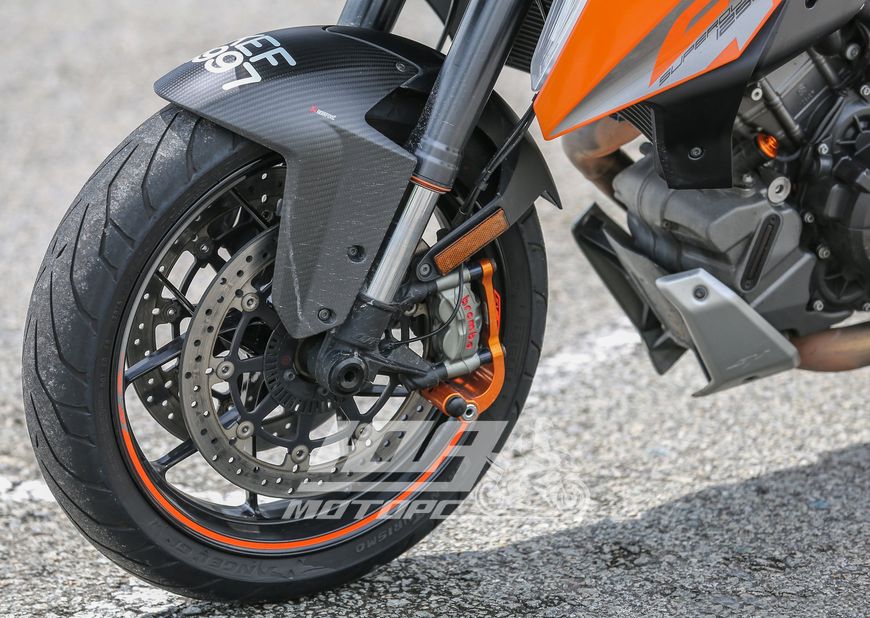 Мотоцикл KTM 1290 SUPER DUKE GT, Черно-оранжевый