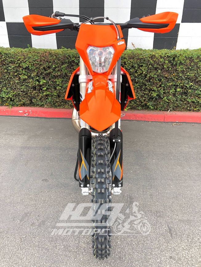 Мотоцикл KTM 150 EXC TPI, Черный с бело-оранжевый