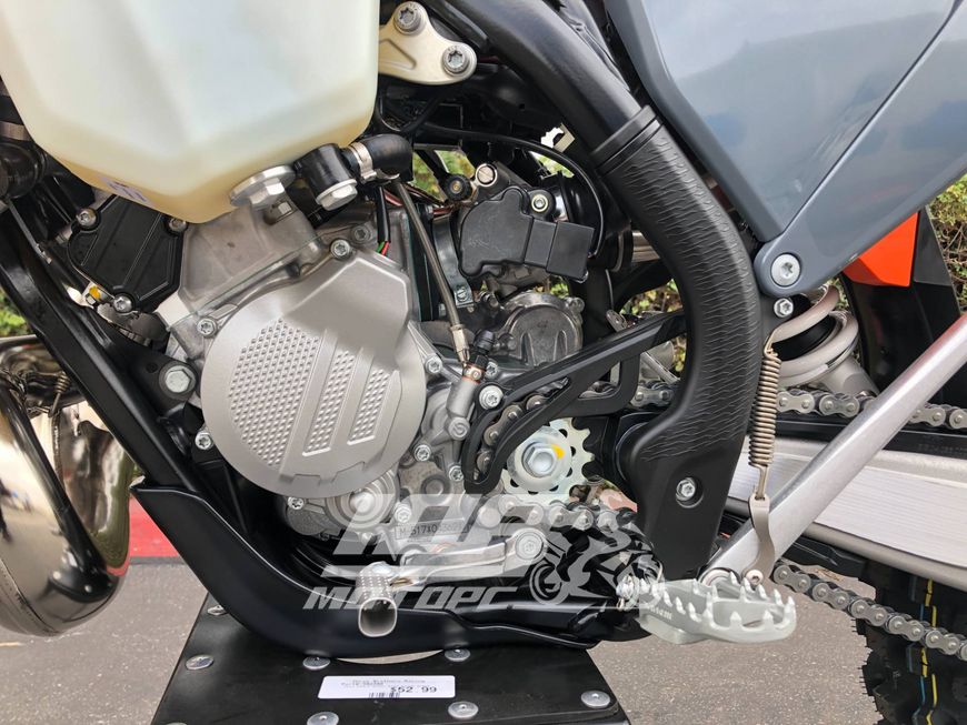 Мотоцикл KTM 150 EXC TPI, Чорний з біло-жовтогарячий