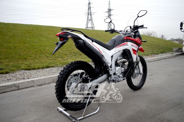 Мотоцикл LONCIN LX300GY-A DS2 PRO, Красно-белый