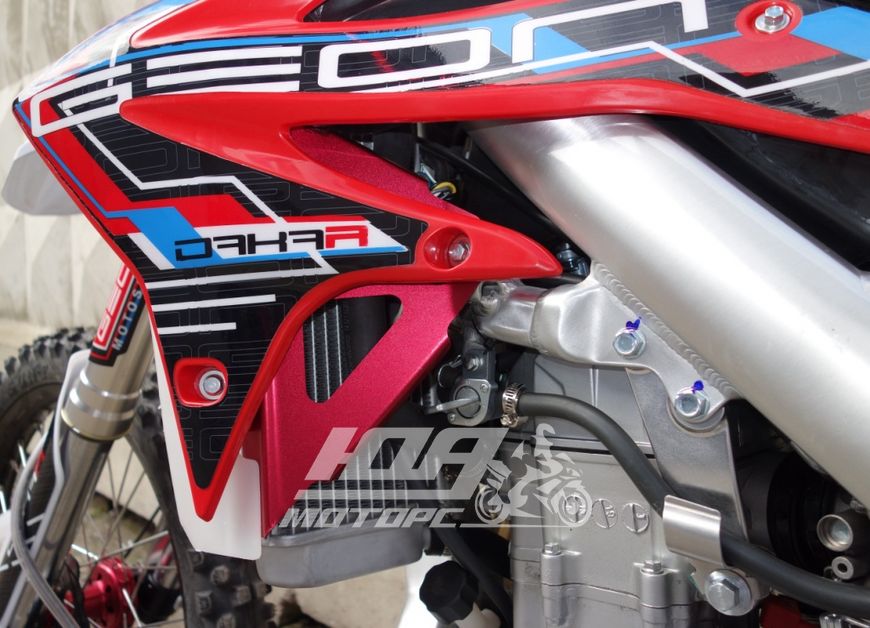 Мотоцикл GEON DAKAR 250E (4V) (ENDURO) (FACTORY), Красно-белый