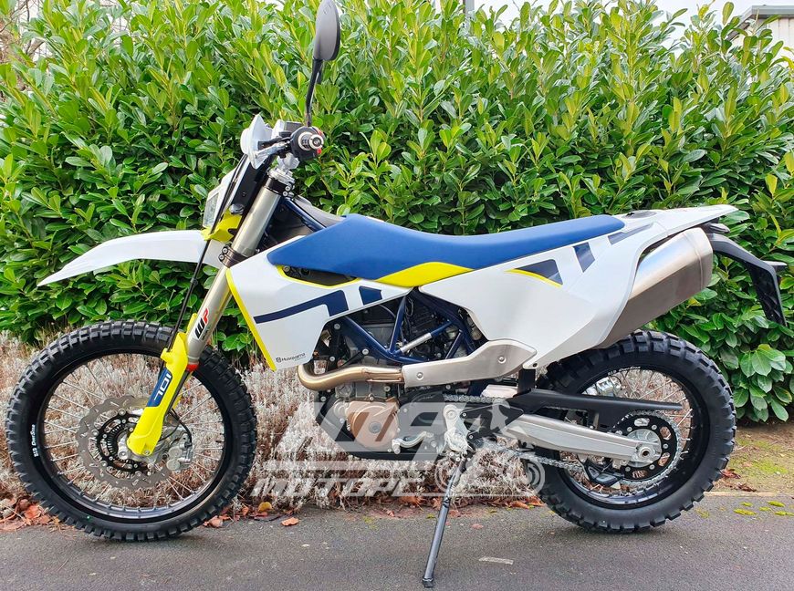 Мотоцикл HUSQVARNA 701 ENDURO (2020 г.), Белый с сине-желтым