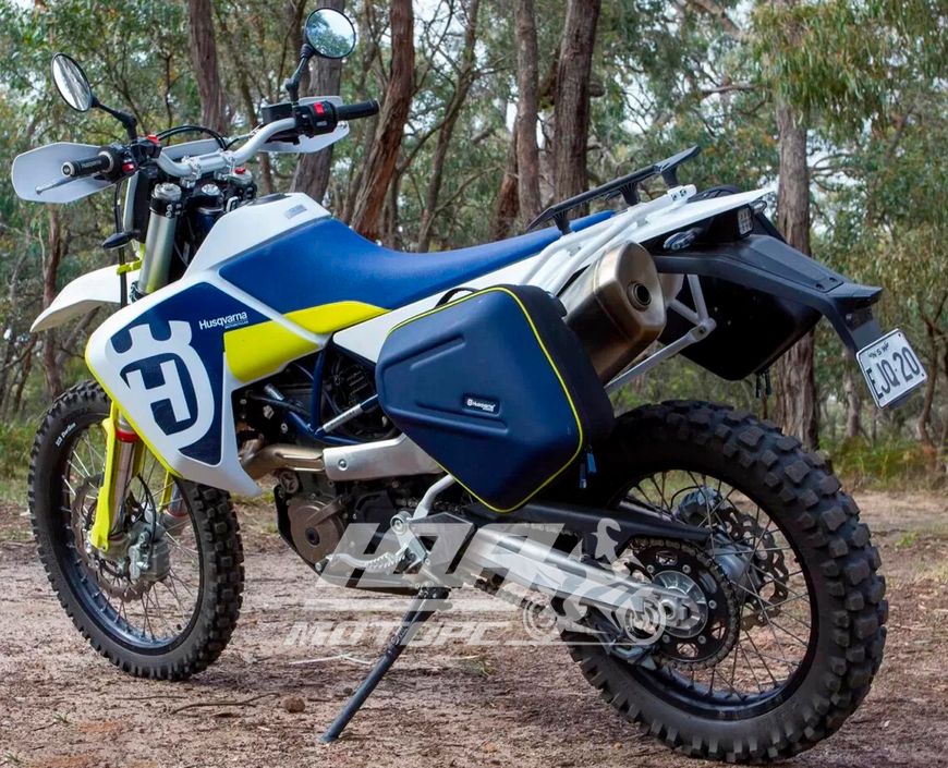 Мотоцикл HUSQVARNA 701 ENDURO LR (2020 г.), Білий із синьо-жовтим