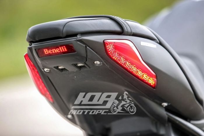 Мотоцикл BENELLI 502C ABS ON-ROAD, Черный