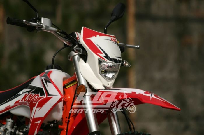Мотоцикл KAYO T1-250, Червоно-білий