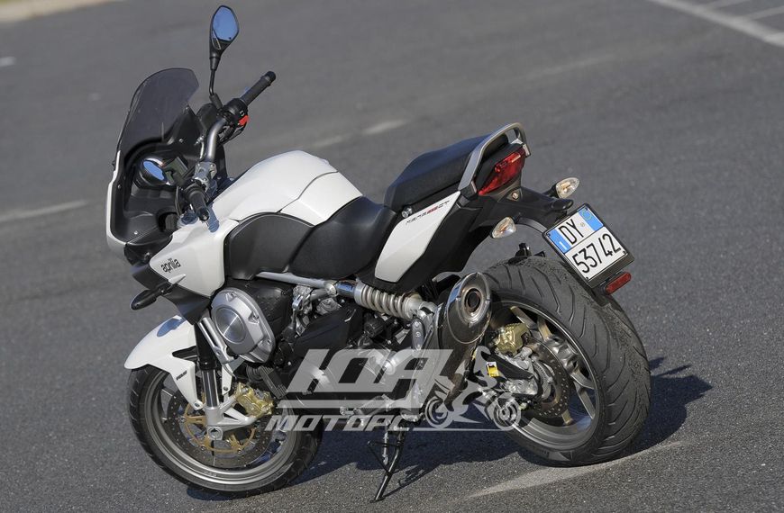 Мотоцикл APRILIA MANA 850 GT, Білий