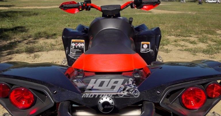 Квадроцикл BRP RENEGADE X XC 1000R, Чорно-червоний