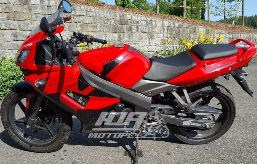 Мотоцикл KYMCO QUANNON, Красный